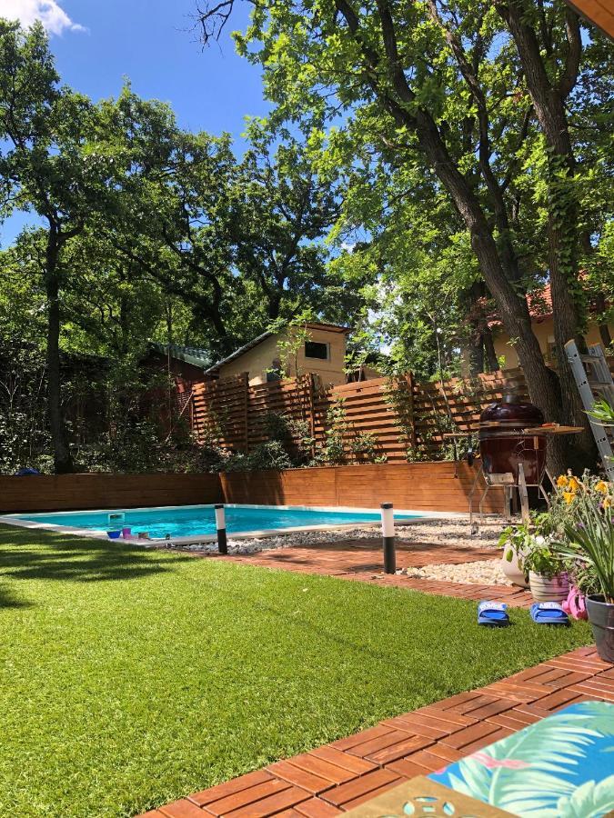 Balatonalmádi Pine-Wood Resort מראה חיצוני תמונה