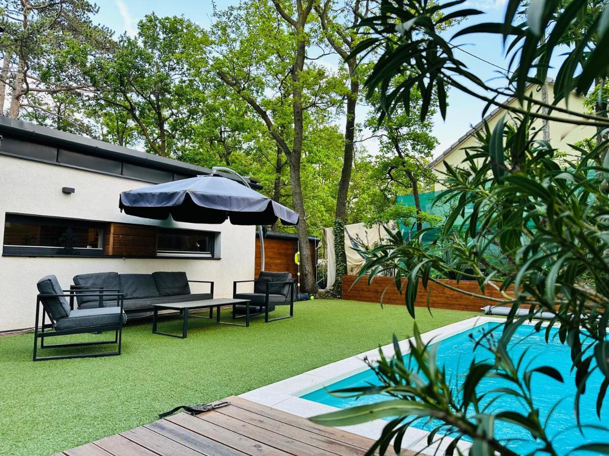 Balatonalmádi Pine-Wood Resort מראה חיצוני תמונה